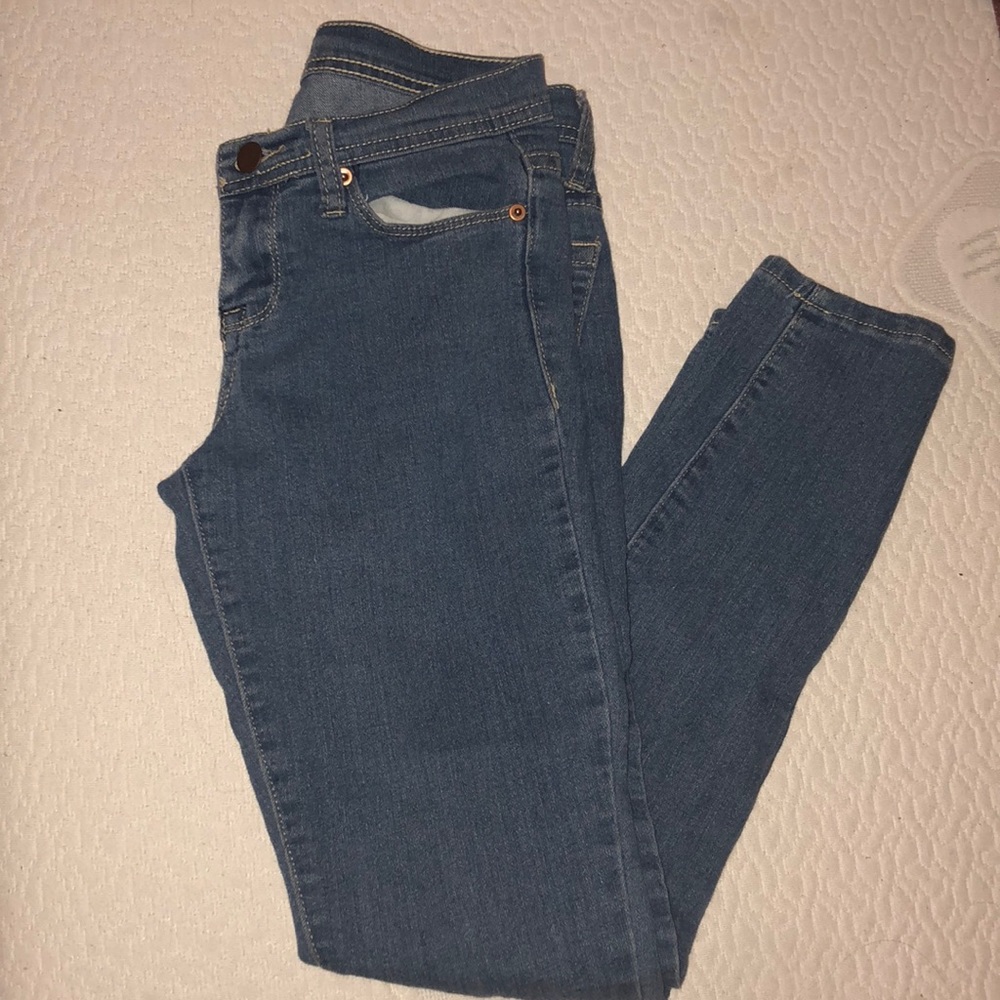 F21 DENIM SKINNY ANKLE JEAN